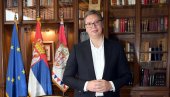 NISAM ZA PENZIJU, ZATO STUDIRAM: Vučić kaže da će one koji tvrde da je već kupio diplomu zvati na svaki ispit