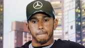 HAMILTON SE NEĆKA: Svetski prvak Formule 1 još nije produžio ugovor sa Mercedesom