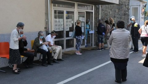 КОРОНА У КРАЉЕВУ:Нових 57 случајева,привредници за 6 сати сакупили 2,2 милиона за подршку медицинарима