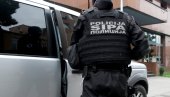 VELIKA AKCIJA POLICIJE U BANJALUCI: Uhapšeno pet osoba, oduzete cigarete vredne skoro 250.000 evra