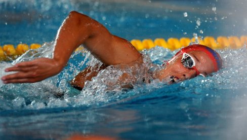 АЊА ЧЕТВРТА НА СВЕТУ: Наша најбоља пливачица остварила Б олимпијску норму, тако мало је фалило и за А!