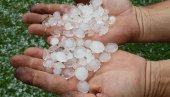 METEOALARM U REGIONU: U Sloveniji padao grad, u Hrvatskoj se očekuje jaka oluja, kiša i poplave