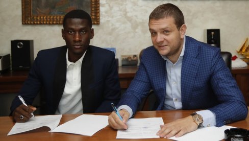 ZVANIČNO: Banjak potpisao trogodišnji ugovor s Partizanom