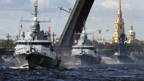 НЕПРИКОСНОВЕНИ ВЛАДАРИ ЛЕДЕНОГ СЕВЕРА: Руска флота спремна за све задатке у новој години, Путиновим указом постали засебан округ