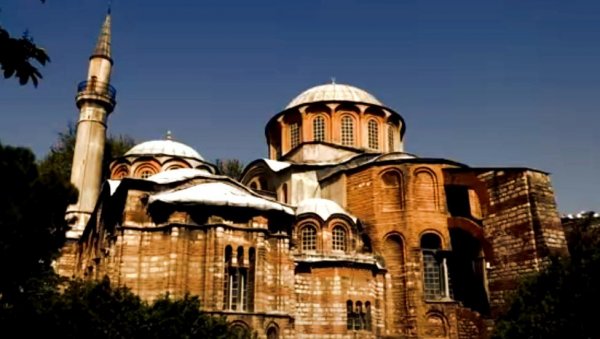 ЈОШ ЈЕДНУ ПРАВОСЛАВНУ СВЕТИЊУ ПРЕТВАРАЈУ У ЏАМИЈУ: Храм Христа Спаситеља на удару турских власти