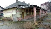 STAVLJENA TAČKA NA PRIČU O VOZOVIMA! Srušena stara železnička stanica u Bijeljini, nekadašnja žila kucavica Semberije
