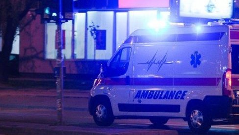 NJIH 10 GA JE IZVLAČILO IZ KOLA: Strašna nesreća na Novom Beogradu, autom srušio banderu