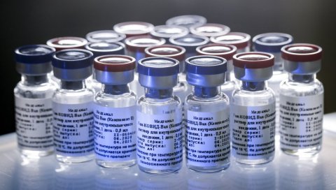 ЖЕЛЕ МИЛИЈАРДУ ДОЗА: Двадесет држава затражило од Русије прву светску вакцину против короне