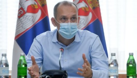 МИНИСТАР ЛОНЧАР: У Србији 260 здравствених радника заражено вирусом корона