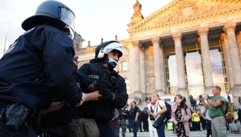 ШТАЈНМАЈЕР О ДЕМОНСТРАЦИЈАМА У БЕРЛИНУ: Напад на срце наше демократије