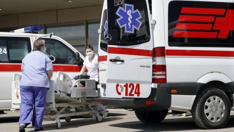 СВАКОДНЕВНО НЕГАТИВНИ РЕКОРДИ: У Српској вирус корона потврђен код још 387 особа, троје умрло