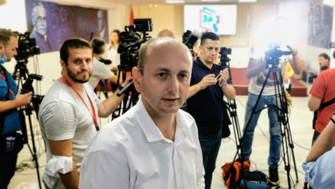 НОВИ ПОЧЕТАК ЦРНЕ ГОРЕ: Кнежевић најавио победу опозиције!