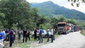 ŠEKULARCI NAJAVILI BLOKADU ŠUMA: Na severu Crne Gore seku drva bez milosti, građani ogorčeni