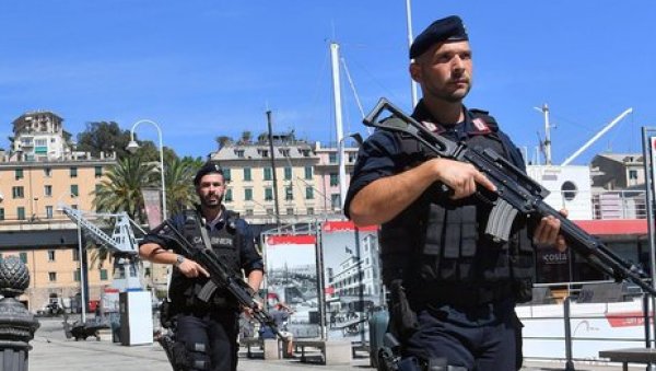 АКЦИЈА ПРОТИВ ТРГОВИНЕ ЉУДИМА: Италија ухапсила 29 људи због кријумчарења миграната из Грчке и Турске