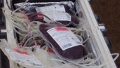HUMANI MATURANTI DALI KRV: Akciji su se odazvala 24 maturanta iz dve srednje škole, od kojih je sakupljeno 18 jedinica krvi
