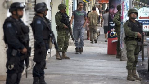 ПОЛИЦИЈА УБИЛА 19 МИГРАНАТА: Страшна вест из Мексика, масакр који парира злочинима картела