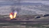 OVAKO SE UNIŠTAVAJU TENKOVI: Za tri sata azerbejdžanci izgubili 12 tenkova (VIDEO)