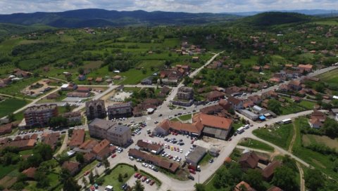 ЗА АСФАЛТ 37,7 МИЛИОНА: Обнова сеоских путева у општини Кнић