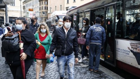 СТРАШНИ ПОДАЦИ: Број заражених у Италији премашио два милиона!