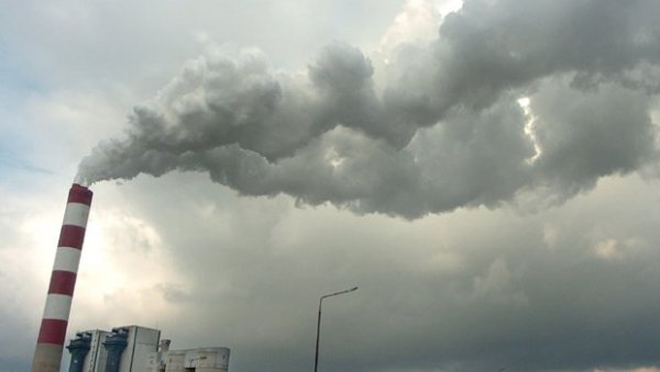 ДРУГИ ПО ЗАГАЂЕЊУ У ЕВРОПИ Београд у црвеном, загађен ваздух у још три града у Србији