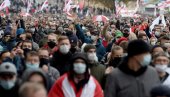 ŠOK BOMBE KOD PREDSEDNIČKE REZIDENCIJE: Beloruska policija sprovodi masovna hapšenja demonstranata (VIDEO)