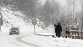 UPOZORENJE ZA SVE VOZAČE U SRBIJI: Bez zimske opreme i lanaca ne krećite na put - uslovi otežani!