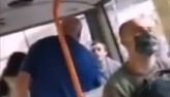NEMOJ DA TI LUPIM ŠAMARČINU! Šokantan snimak iz beogradske trole - mladić odbio da stavi masku, vozač oštro reagovao (VIDEO)