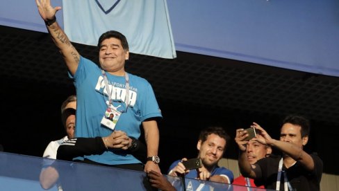 MISTERIOZNA BOLEST LEGENDE ARGENTINE: Maradonih psiholog otkrio šta se dešava sa slavnim fudbalerom