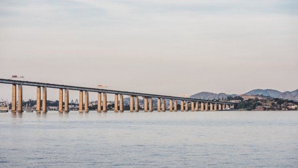 ПРАВИЋЕ ГА ПЕТ ГОДИНА: Кинези граде најдужи мост у Латинској Америци
