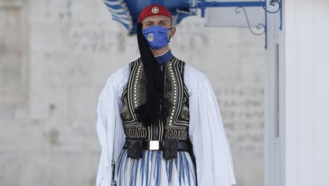 ВИШЕ ОД ДВЕ ХИЉАДЕ НОВОРЕГИСТРОВАНИХ: У Грчкој од короне преминуло још 111 особа