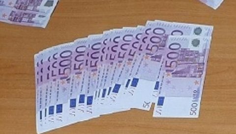 НЕМА РАЗЛОГА ЗА БРИГУ: Новчаница од 500 евра се не повлачи се из оптицаја
