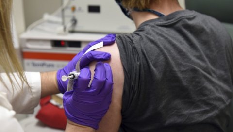 ЈОШ НЕ ТРАЖЕ ДОЗВОЛУ ЗА ПЛАСМАН: Фајзер поднео Европској унији резултате тестирања потенцијалне вакцине против ковида