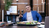 ХРАНОМ ПРОТИВ КОРОНЕ: Руски лекар објаснио шта је најбоље јести како би се избегао тежи облик болести (ВИДЕО)