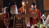 RADUJMO SE JER IDE NA SUSRET SA BOGOM: Mitropoliti dabrobosanski Hrizostom održao potresnu besedu na sahrani patrijarha Irineja