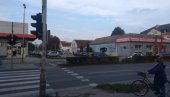 TRESLI SE LUSTERI U NOVOM SADU: Potres u Srbiji