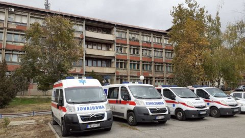 МЕЂУ ОБОЛЕЛИМА ОД КОВИДА И 75 РАДНИКА ОВЕ УСТАНОВЕ: Ситуација у клиничко болничком центру у Косовској Митровици јако озбиљна