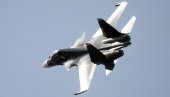 AMERIČKI I FRANCUSKI AVIONI IZNAD RUSIJE: Suhoj Su-30 se podigao, a onda je usledila bežanija NATO letelica