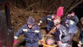 DRAMA NA MAGISTRALI PODGORICA-KOLAŠIN: Kombi završio u provaliji, državljane Srbije spašavali sedam sati (FOTO)