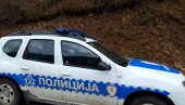 “TUARANOM” UDARIO U BETONSKI PODZID: Suvozač teško povređen