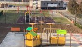 LEPE VESTI ZA DECU SA INVALIDITETOM: Završava se inkluzivno igralište u Lapovu
