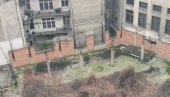 РУГЛО СКРИВЕНО ИЗА ЗГРАДА: Зашто центар Београда “краси” двориште - доказ урбанистичке катастрофе? (ФОТО)