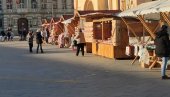 U CENTRU ZRENJANINA: Otvoren novogodišnji bazar (VIDEO)