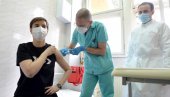 EU POTUČENA U SOPSTVENOM DVORIŠTU: Svetski mediji izveštavaju o tome da u Srbiji počinje vakcinacija