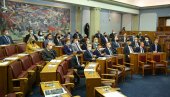 NOVI ZAKON ŠTITI CRKVU: Pred poslanike parlamenta u Podgorici stigle izmene kontroverznog propisa o slobodi veroispovesti