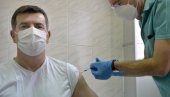 ОСЕЋАМ СЕ ХОРОШО: Мирсад Ђерлек након вакцинације Спутњиком Ве