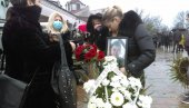 ТУГА У НИШУ: Сахрањен мали Андреј (12) ког је ауди покосио на тротоару (ФОТО)