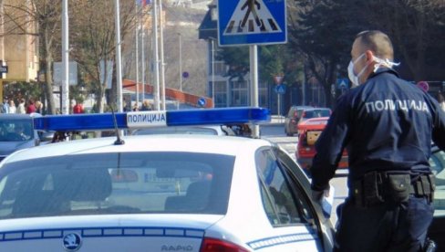 OD SUTRA: Policajci u svim školama u Srbiji