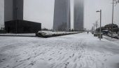 ШПАНИЈА НА УДАРУ ОЛУЈЕ ФИЛОМЕНА: Мадрид у стању приправности због обилних снежних падавина