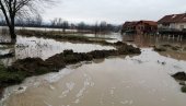 БЕЗ СТРУЈЕ 10.000 КОРИСНИКА - Ранчић: У поплавама евакуисано 34 људи