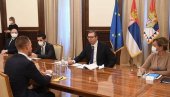 ВУЧИЋ СА ЗАКОЊШЕКОМ: Председник се састао са директором сталног Секретаријата Транспортне заједнице